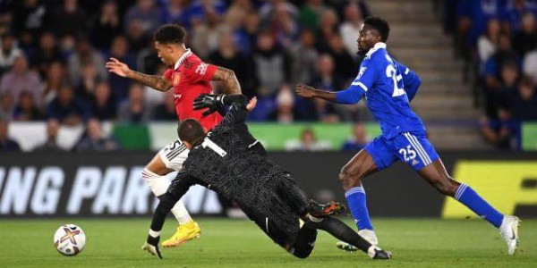 乐鱼电竞-林良锋：曼联3连胜无槽点无亮点，C罗不吃独食该赞