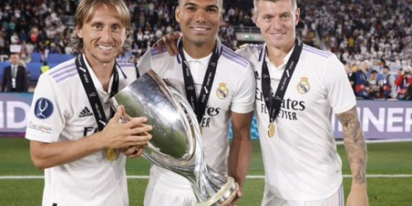 卡塞米罗：与莫德里奇、克罗斯并肩作战 我很享受