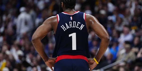 乐鱼体育官网-哈登：快船上下都有共同的目标 我们的阵容有能力去赢得总冠军