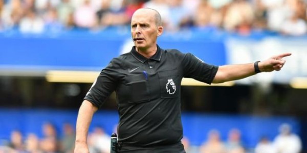 乐鱼体育官网-【夜读】光天化日遭抢，莱万体验巴塞罗那别样氛围！