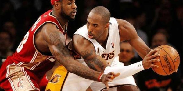 詹姆斯和科比职业生涯总决赛对决，为何被他搞砸了？