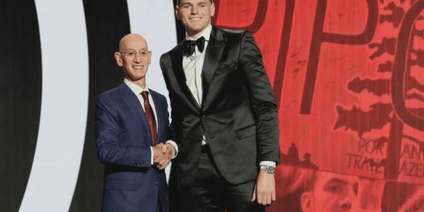 杨瀚森和克林根，到底谁才是波特兰开拓者的天命人？